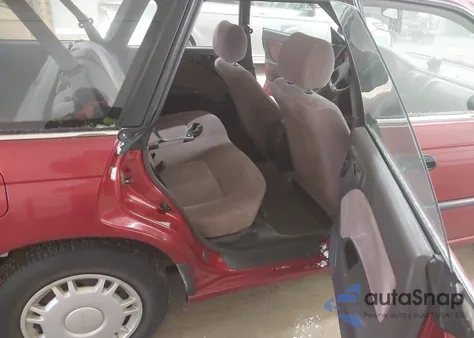 1996 Subaru Legacy L z USA, uszkodzony, nr VIN 4S3BK4359T7315862